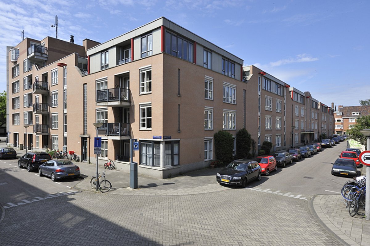 Volkerakstraat 65