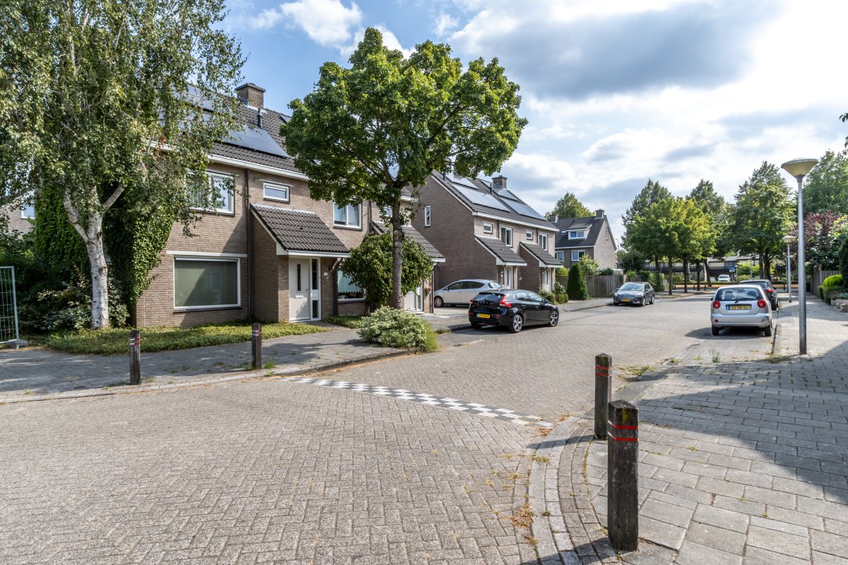 Topaasring 127