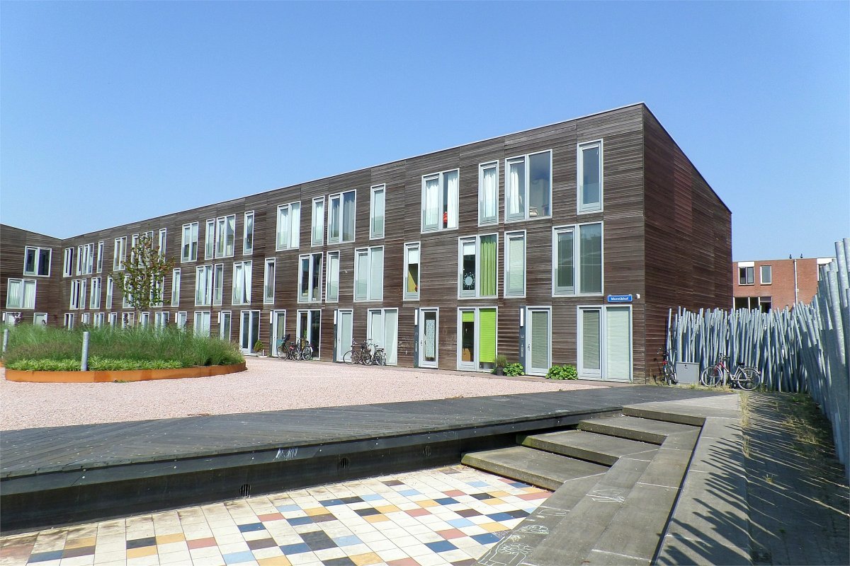 Monnikhof 16