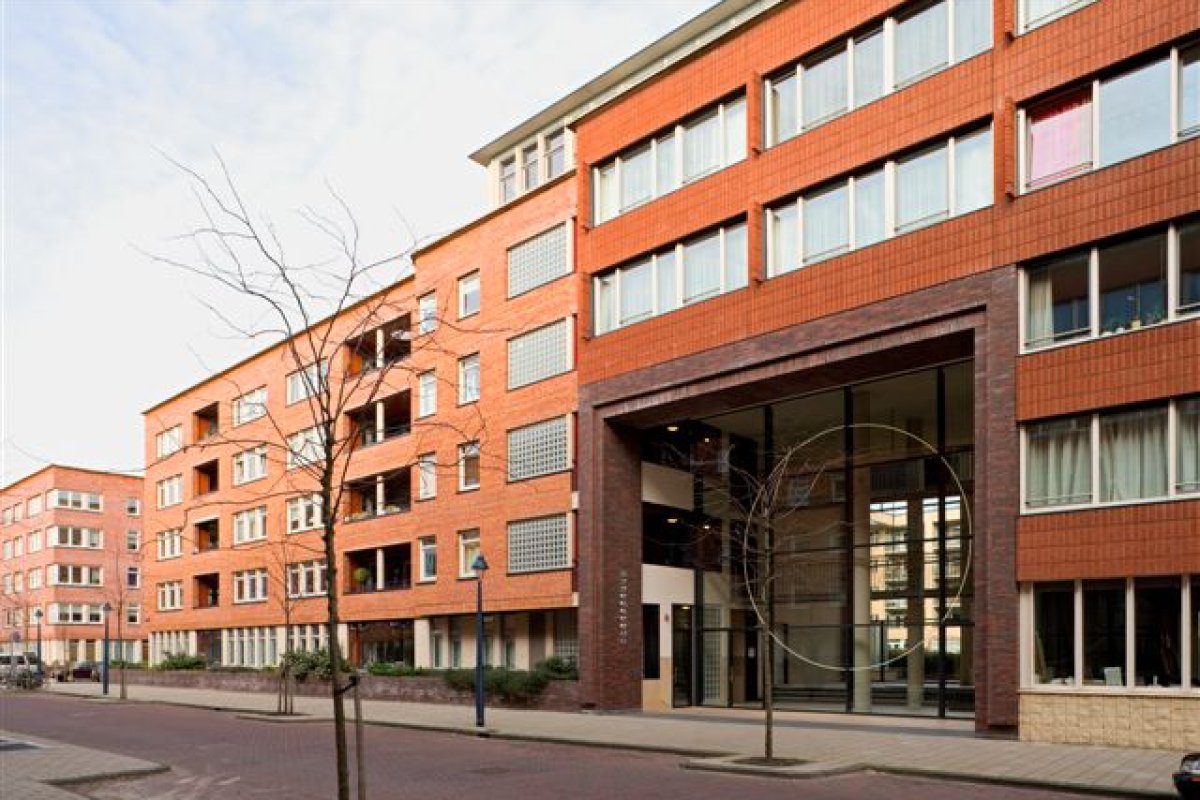 Rheastraat 61