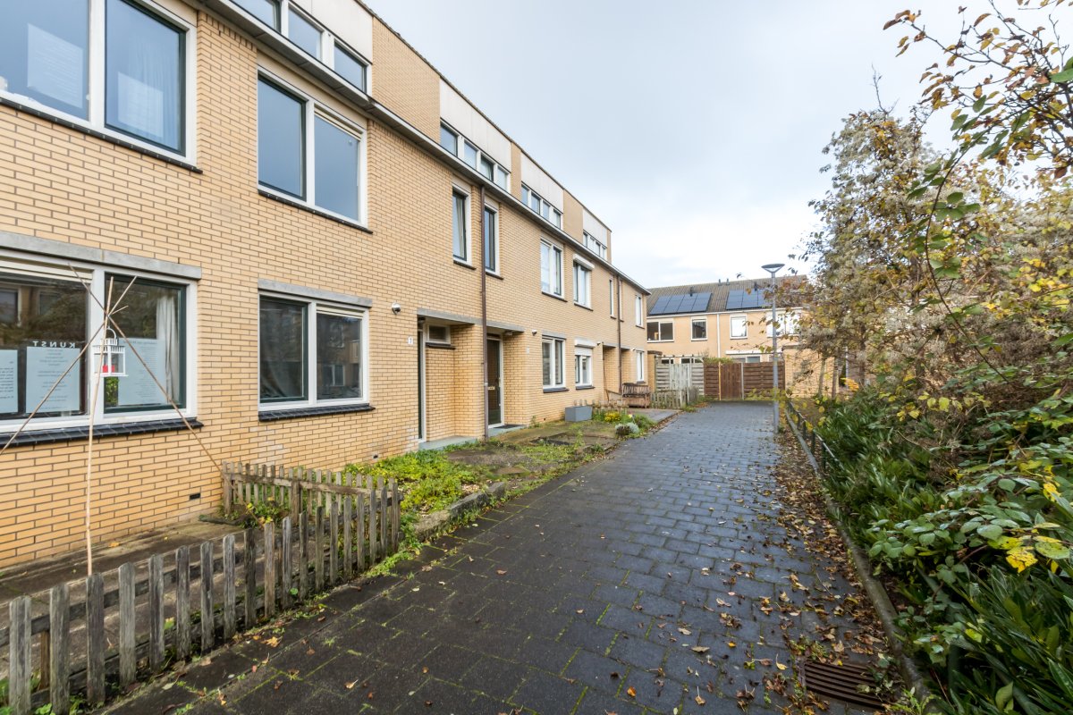 Dirkje Goedhartstraat 114